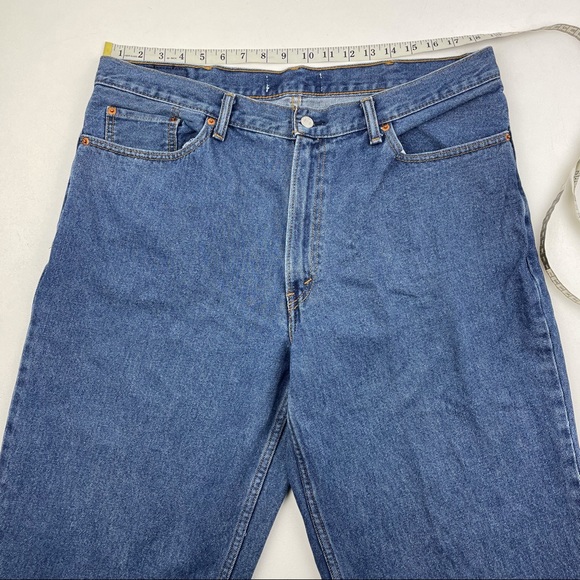 Vintage Levi’s 560 High Waist wedgie fit Jeans - Picture 2 of 7